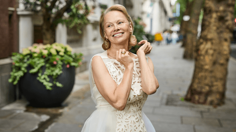 Pamela Anderson shares heartbreaking reason why she doesn’t wear makeup anymore Pamela Anderson shares heartbreaking reason why she doesn’t wear makeup anymore