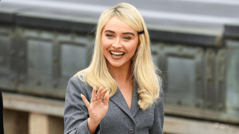 Sabrina Carpenter gives update on Barry Keoghan split on new album Sabrina Carpenter gives update on Barry Keoghan split on new album